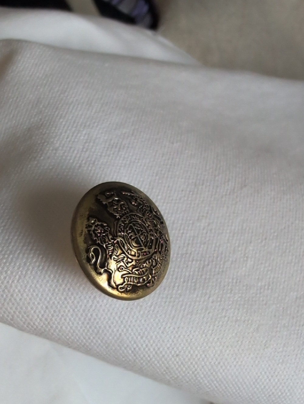 Banana Republic Factory White Double-Breasted Cotton Blazer with Gold Buttons 4 - Picture 15 of 16